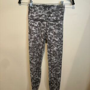 lululemon athletica Gray & White Printed High-Rise Leggings